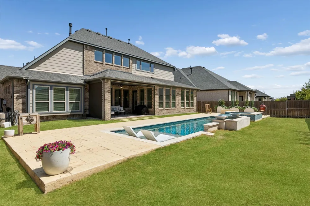 2713 Maverick Way Celina, TX 75009