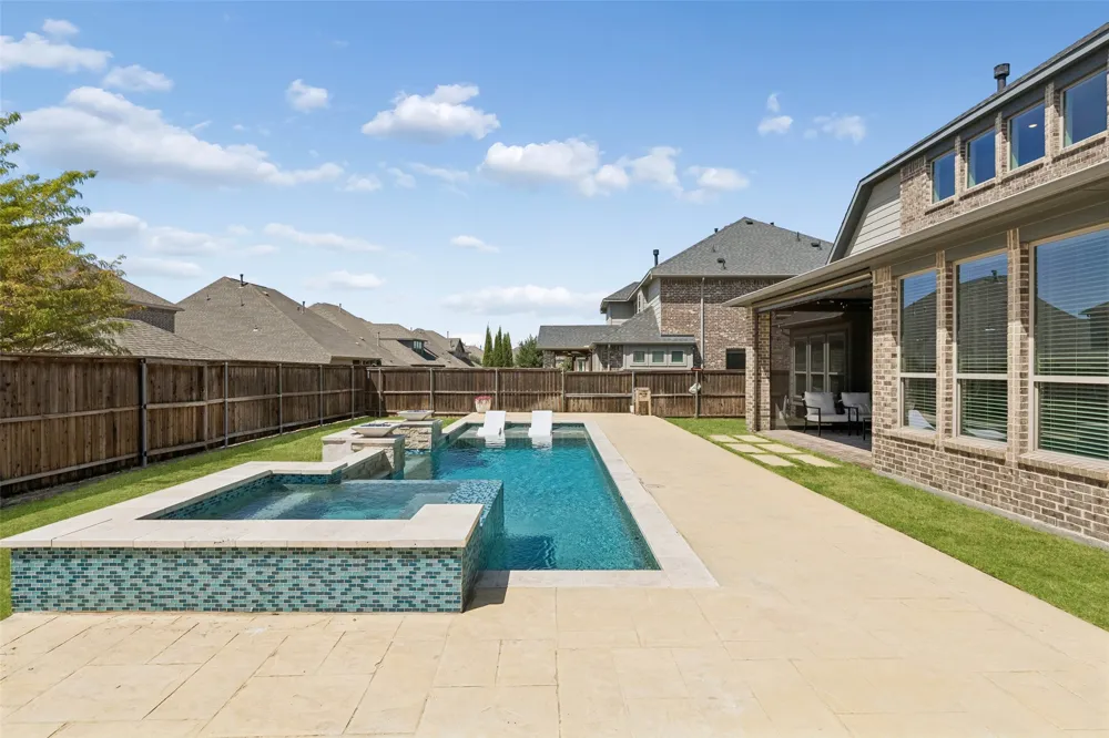 2713 Maverick Way Celina, TX 75009