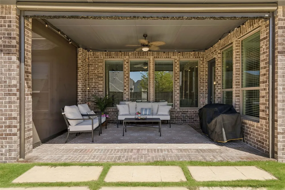 2713 Maverick Way Celina, TX 75009