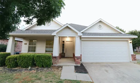 1000 Warbler Lane