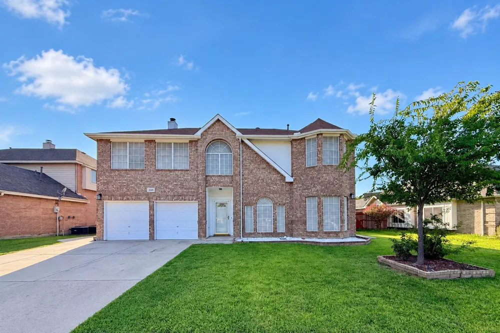 5709 Parkwood Trail Haltom City, TX 76137