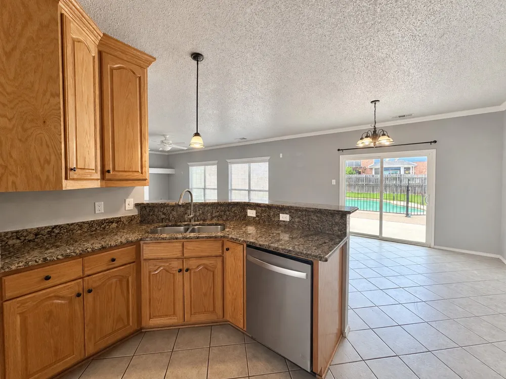 5709 Parkwood Trail Haltom City, TX 76137