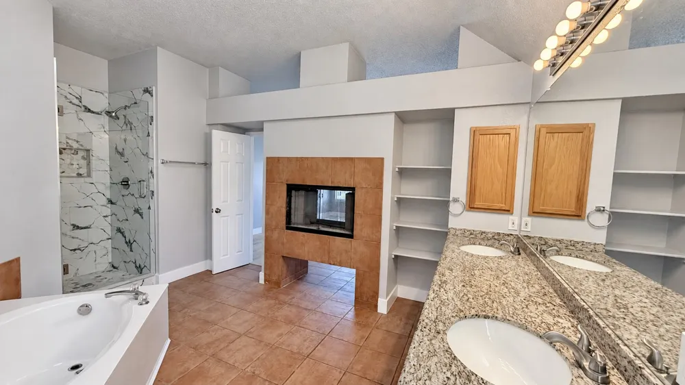 5709 Parkwood Trail Haltom City, TX 76137