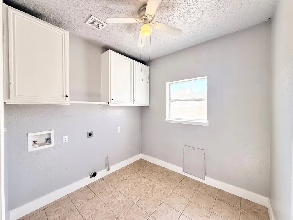 5709 Parkwood Trail Haltom City, TX 76137