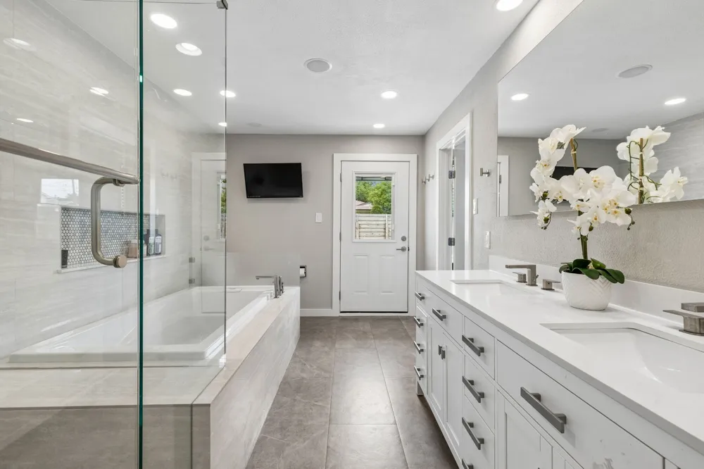 304 Meadowlark Drive Richardson, TX 75080
