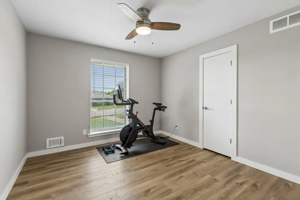 304 Meadowlark Drive Richardson, TX 75080