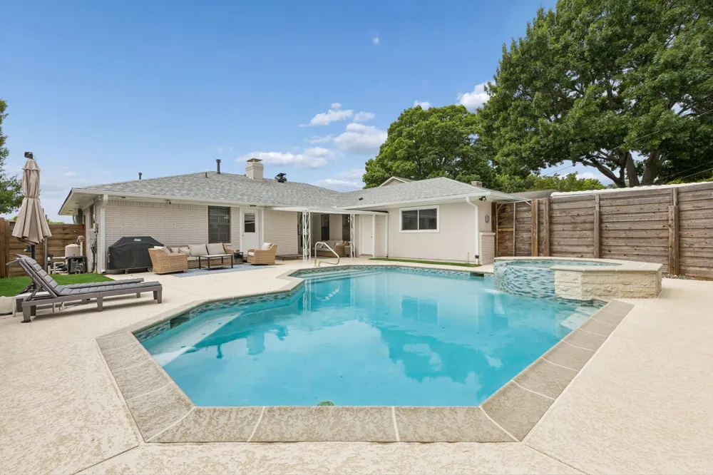 304 Meadowlark Drive Richardson, TX 75080