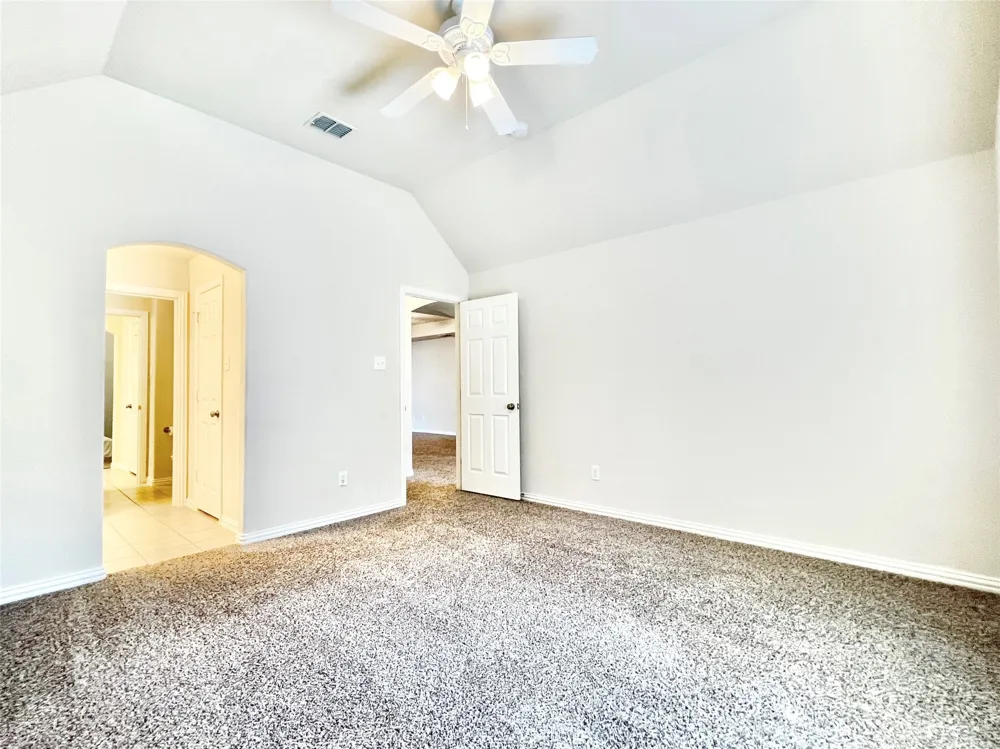 10404 OFFSHORE DRIVE Irving, TX 75063