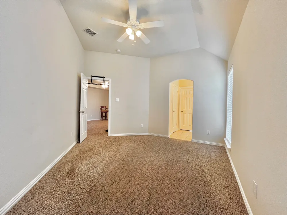 10404 OFFSHORE DRIVE Irving, TX 75063