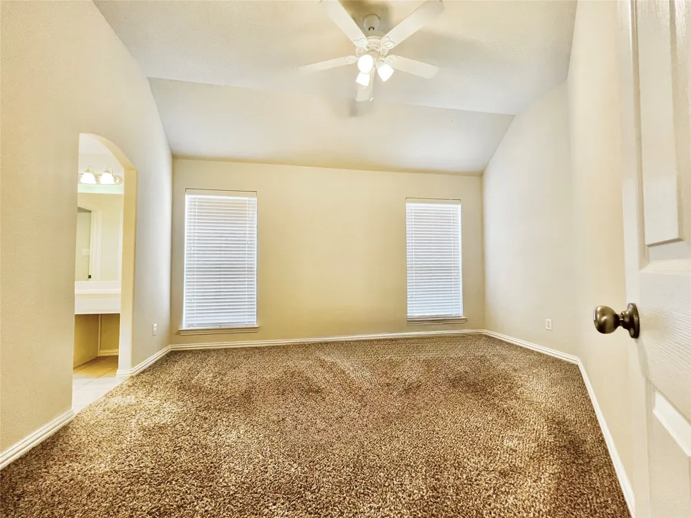 10404 OFFSHORE DRIVE Irving, TX 75063
