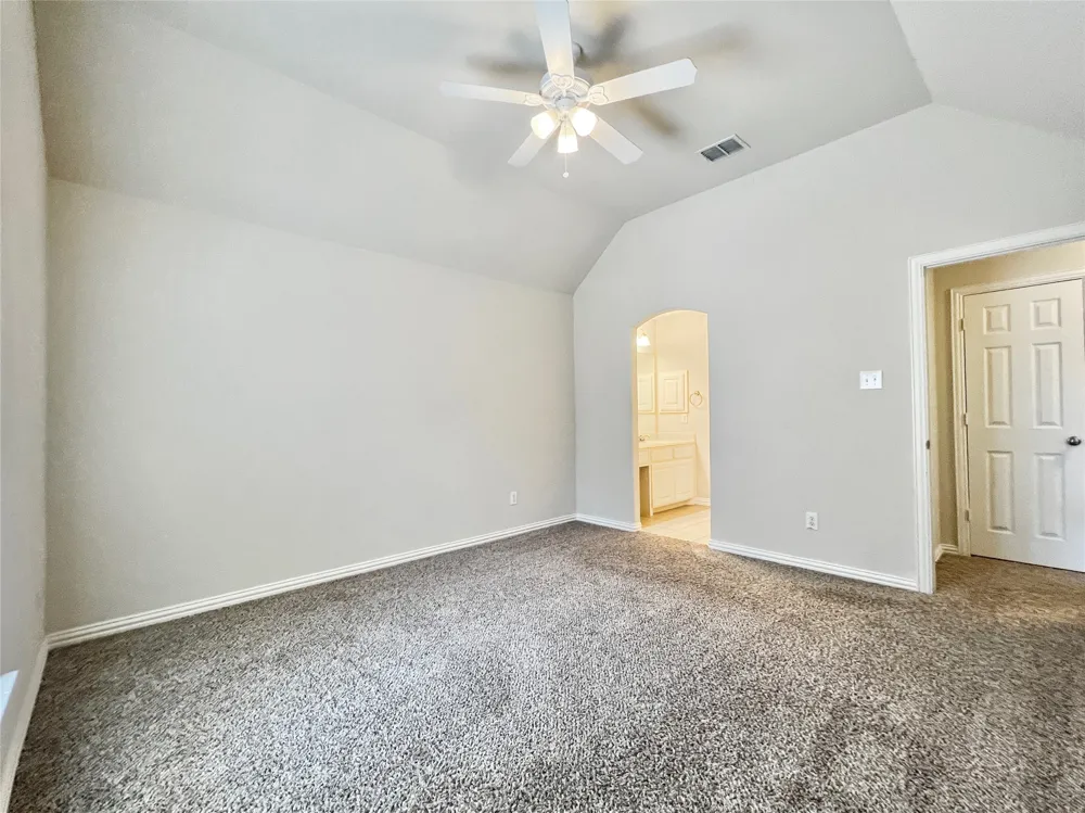 10404 OFFSHORE DRIVE Irving, TX 75063