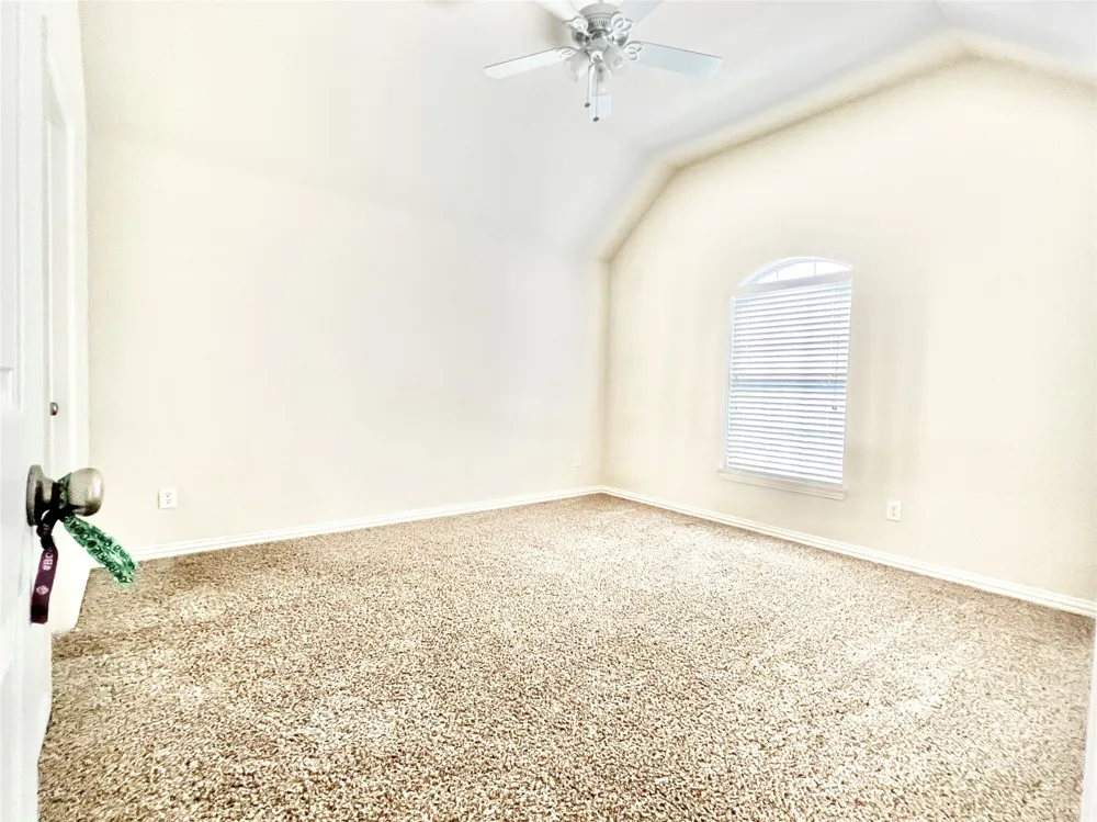 10404 OFFSHORE DRIVE Irving, TX 75063
