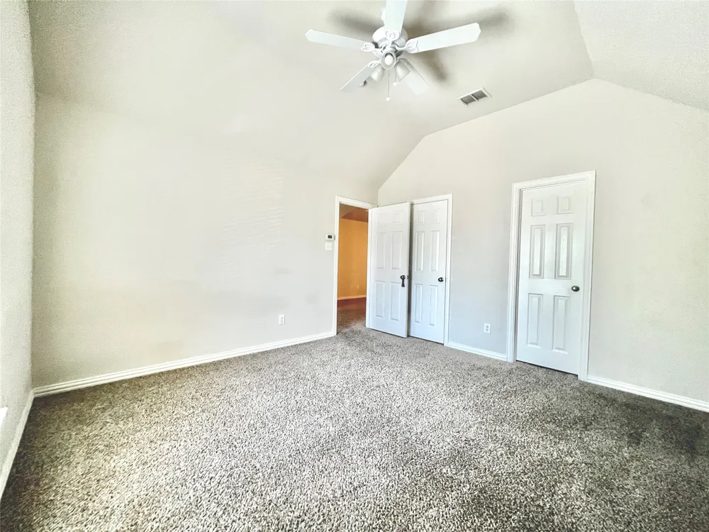 10404 OFFSHORE DRIVE Irving, TX 75063