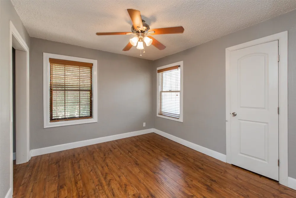 3409 S University Drive Fort Worth, TX 76109