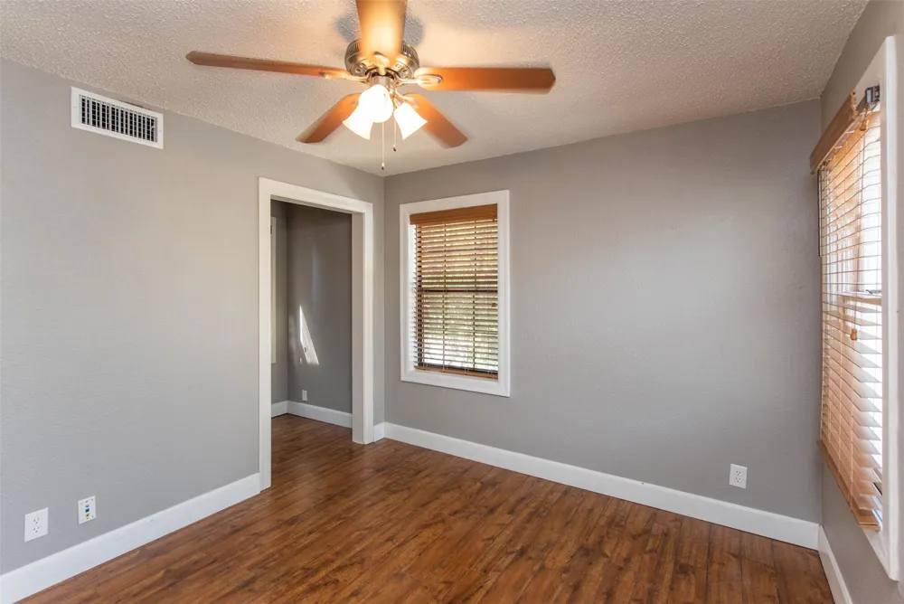 3409 S University Drive Fort Worth, TX 76109