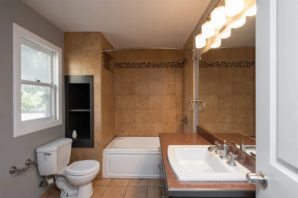3409 S University Drive Fort Worth, TX 76109
