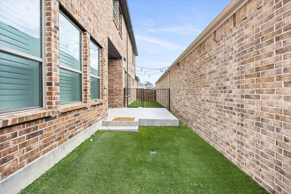 12905 Yale Court Frisco, TX 75035