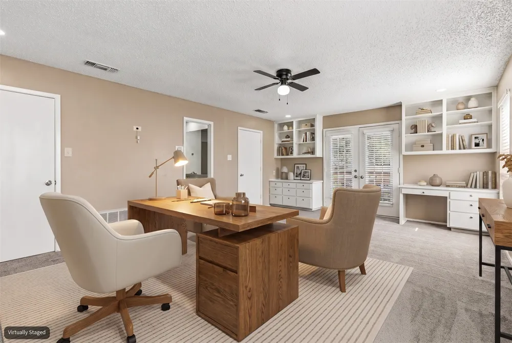 615 Country Green Lane Arlington, TX 76011