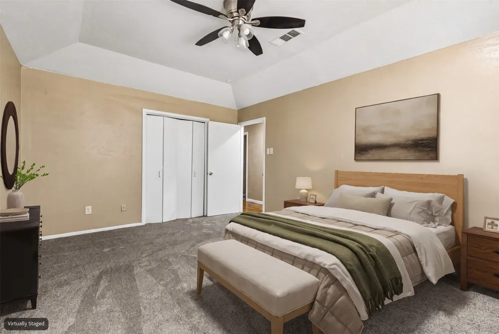 615 Country Green Lane Arlington, TX 76011