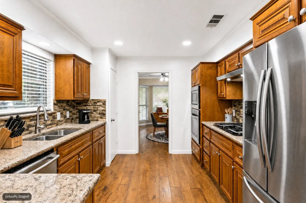 615 Country Green Lane Arlington, TX 76011