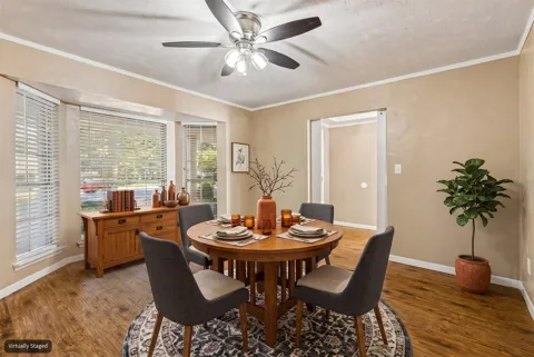 615 Country Green Lane