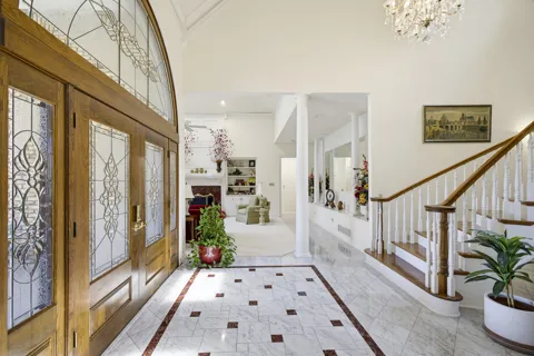 6200 Forest Highlands Drive