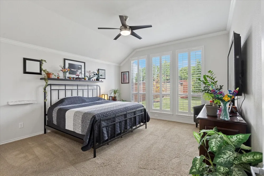10237 Red Bluff Lane Fort Worth, TX 76177