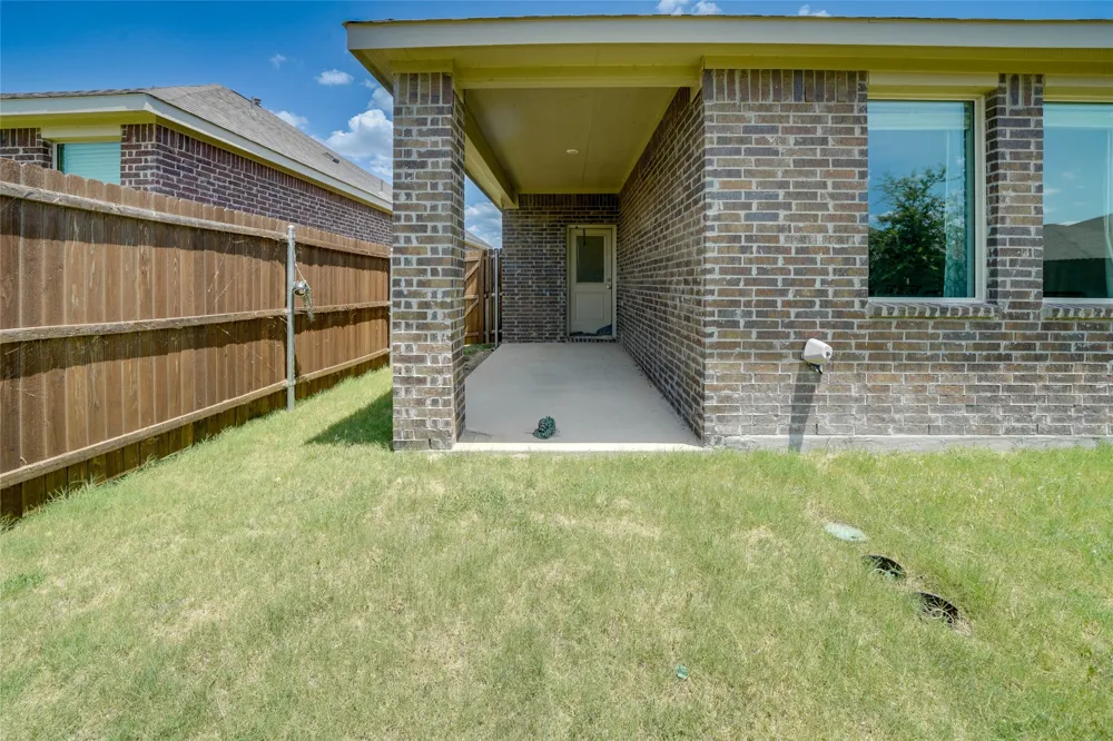 2116 O Keefe Court Little Elm, TX 75068