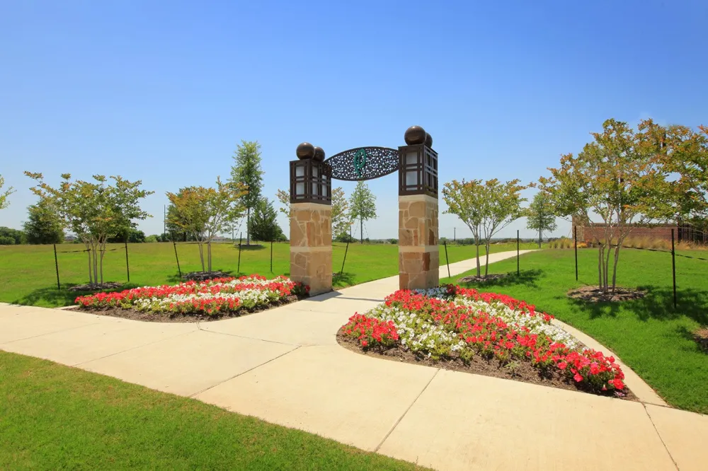 2616 Manzanar Mews Celina, TX 75009
