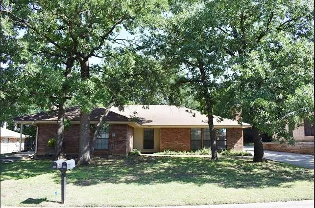 7009 Overton Park North Richland Hills, TX 76182
