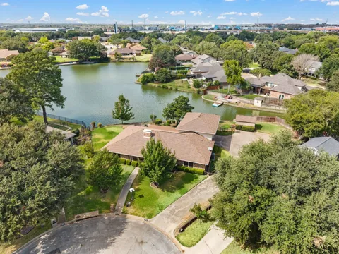 4813 Woodcreek Court