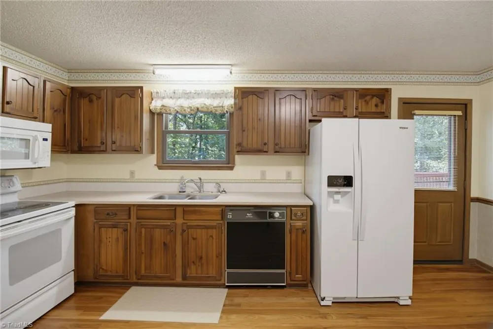 5720 Birchdale Drive Winston-Salem, NC 27106