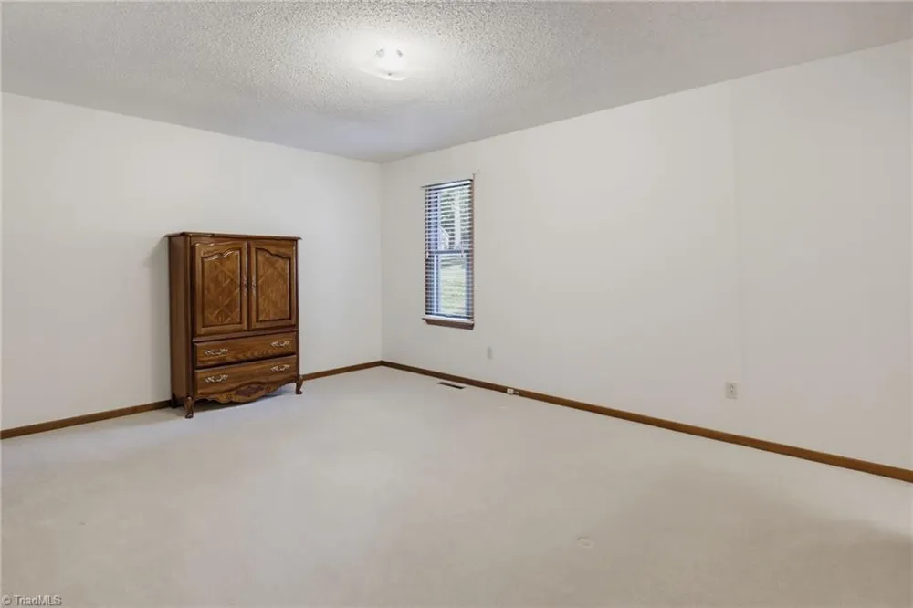 5720 Birchdale Drive Winston-Salem, NC 27106