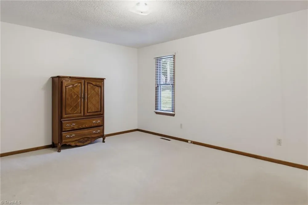 5720 Birchdale Drive Winston-Salem, NC 27106