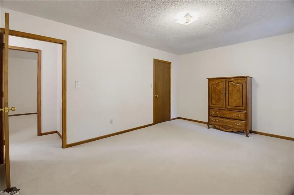 5720 Birchdale Drive Winston-Salem, NC 27106