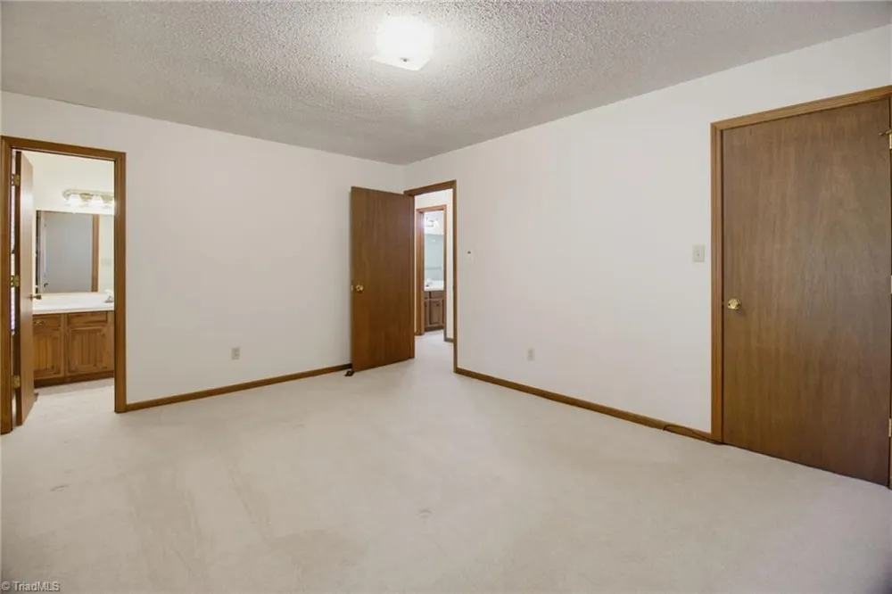 5720 Birchdale Drive Winston-Salem, NC 27106