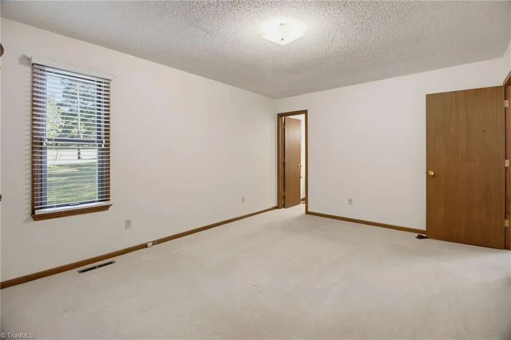 5720 Birchdale Drive Winston-Salem, NC 27106