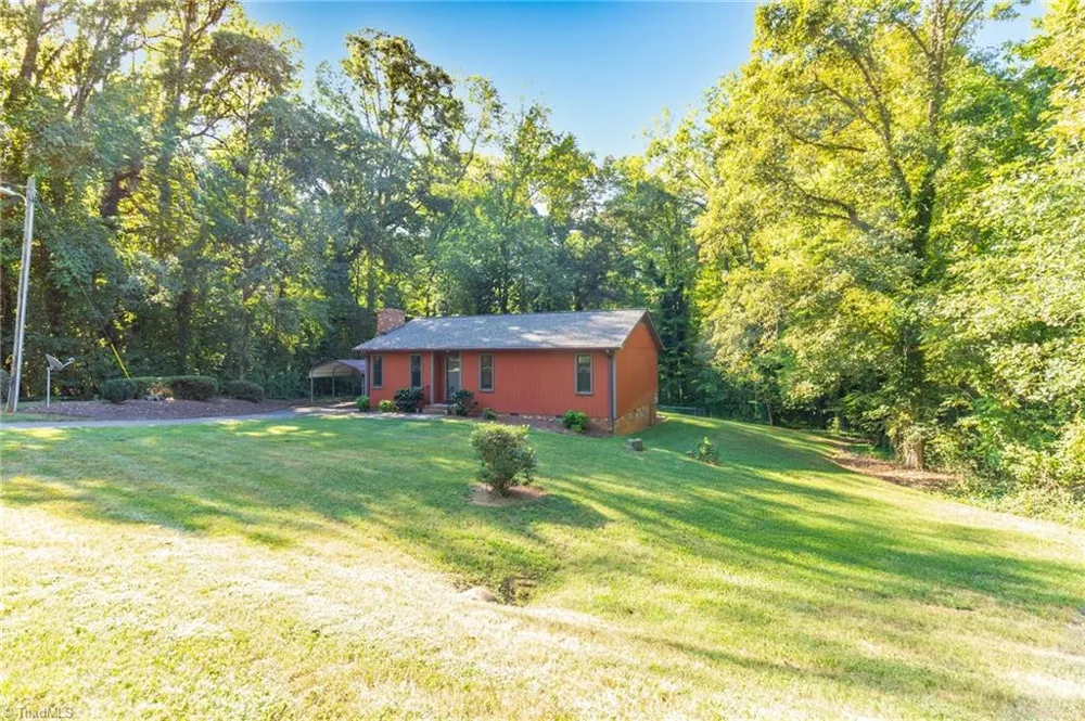 5720 Birchdale Drive Winston-Salem, NC 27106