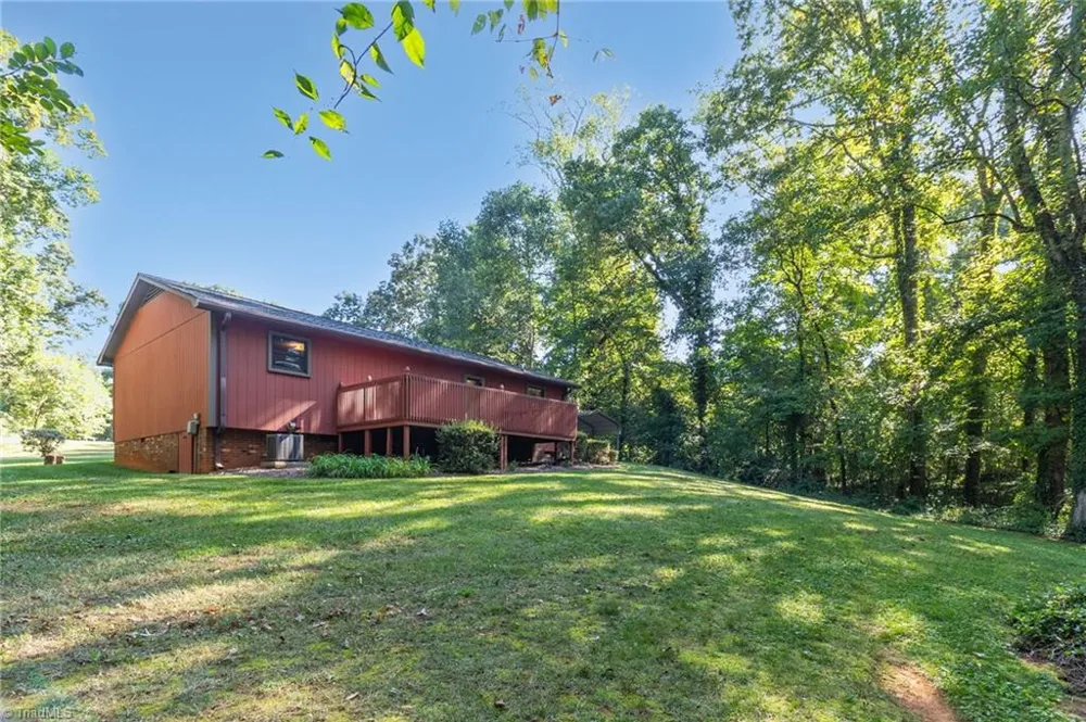5720 Birchdale Drive Winston-Salem, NC 27106