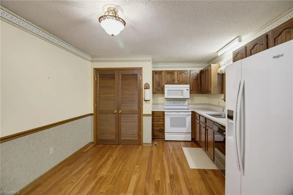 5720 Birchdale Drive Winston-Salem, NC 27106