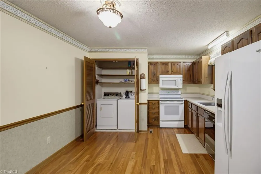 5720 Birchdale Drive Winston-Salem, NC 27106