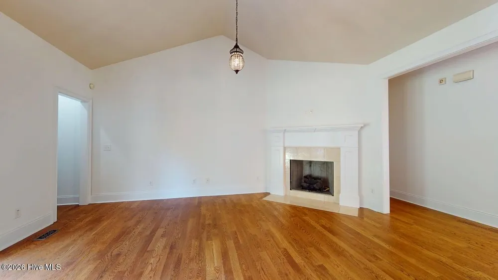 112 S Bracken Fern Lane Southern Pines, NC 28387