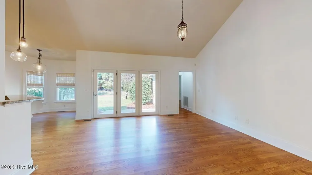 112 S Bracken Fern Lane Southern Pines, NC 28387