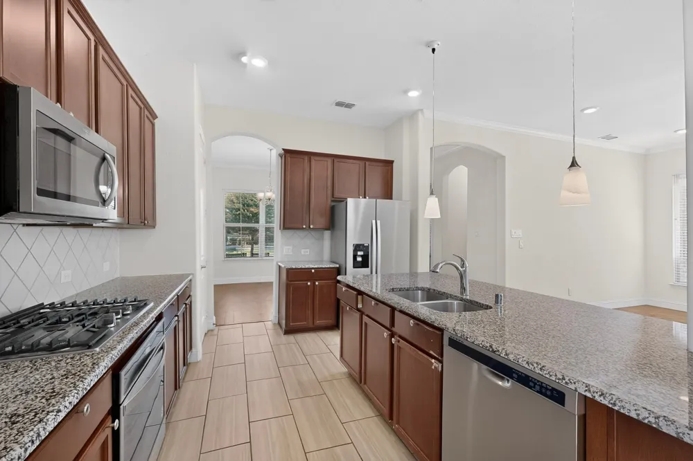 12779 Friar Street Farmers Branch, TX 75234
