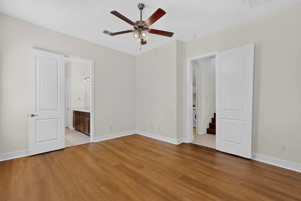 12779 Friar Street Farmers Branch, TX 75234