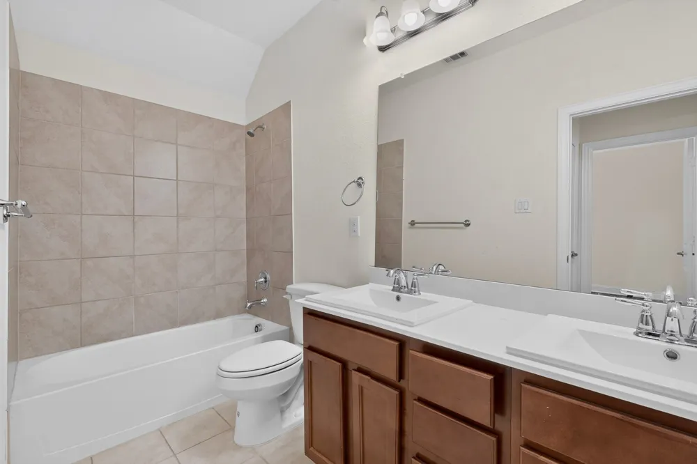 12779 Friar Street Farmers Branch, TX 75234