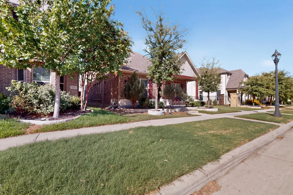 12779 Friar Street Farmers Branch, TX 75234