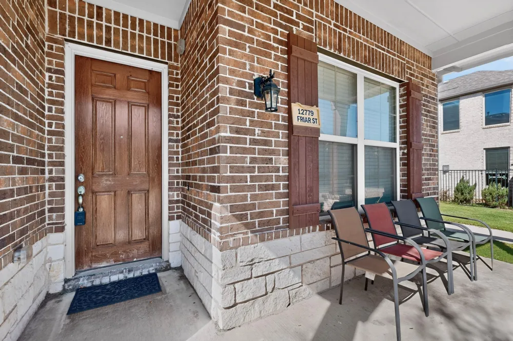 12779 Friar Street Farmers Branch, TX 75234