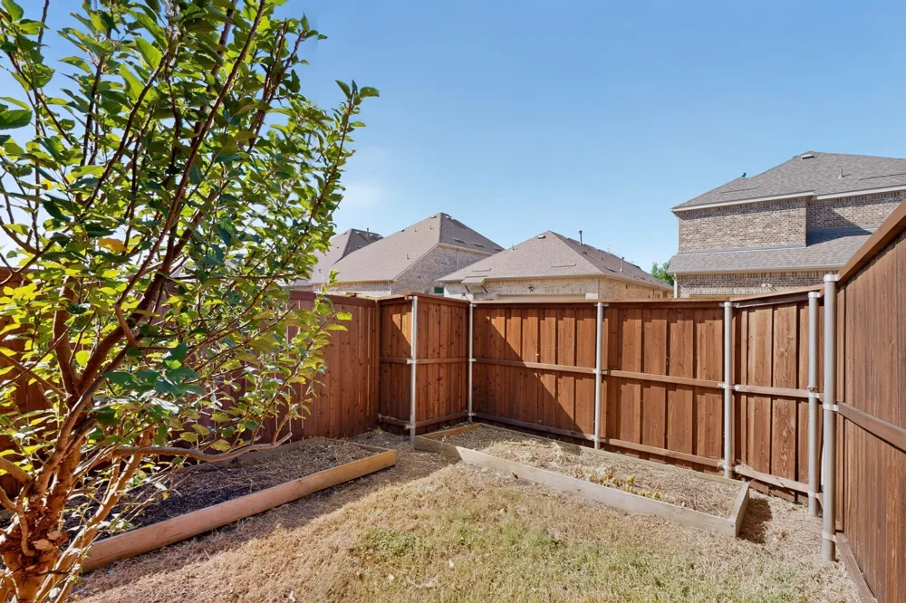 12779 Friar Street Farmers Branch, TX 75234