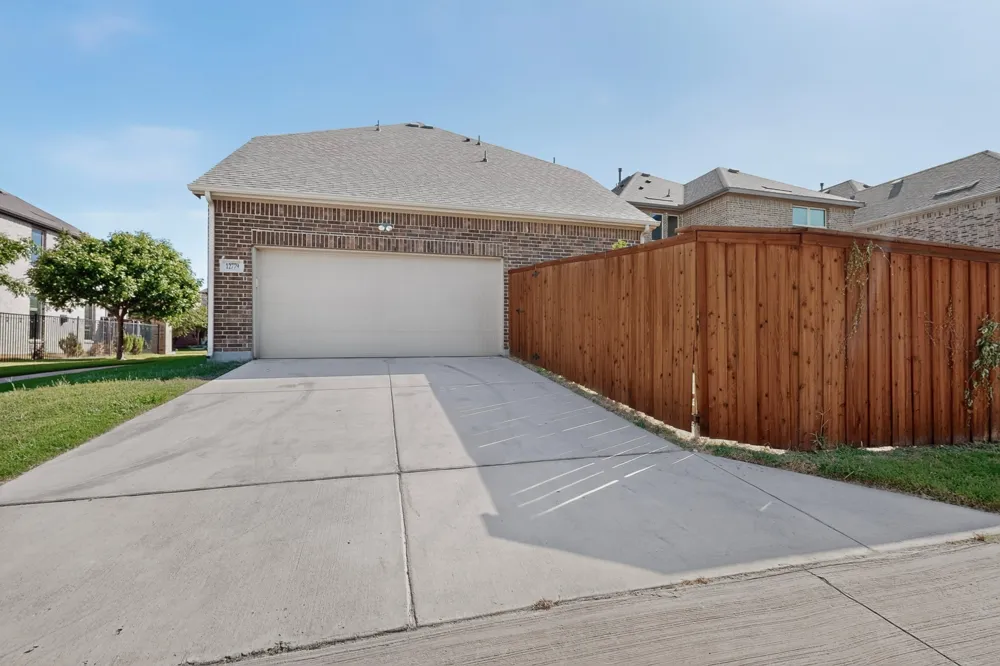 12779 Friar Street Farmers Branch, TX 75234
